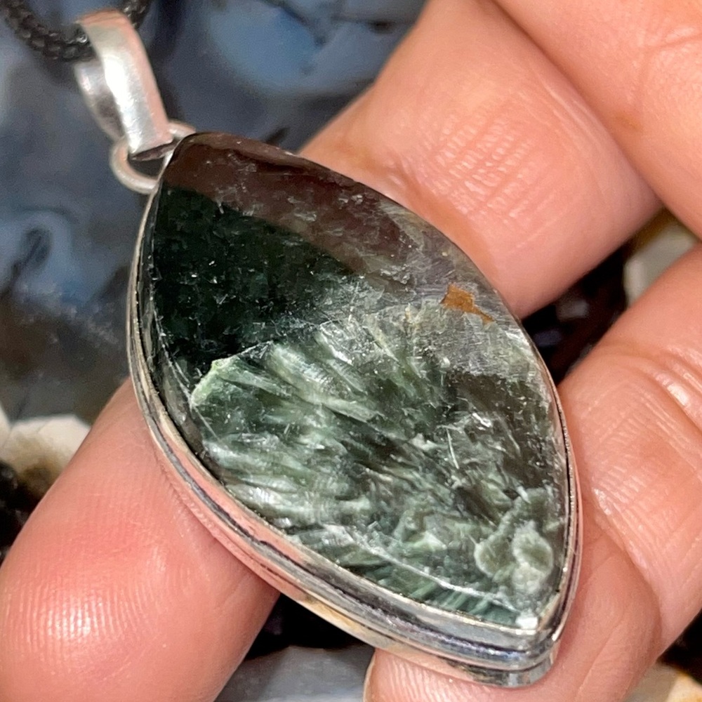 Deep Green Emerald Seraphinite Pendant 2 1/4” - Picture 5 of 17